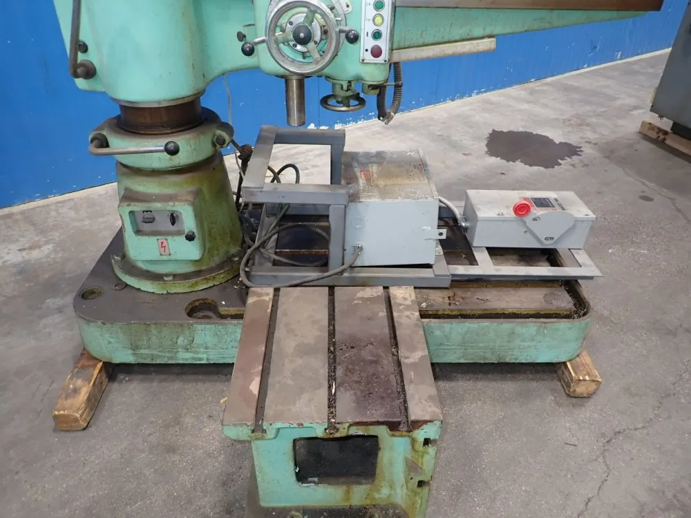Summit 3' Radial Arm Drill