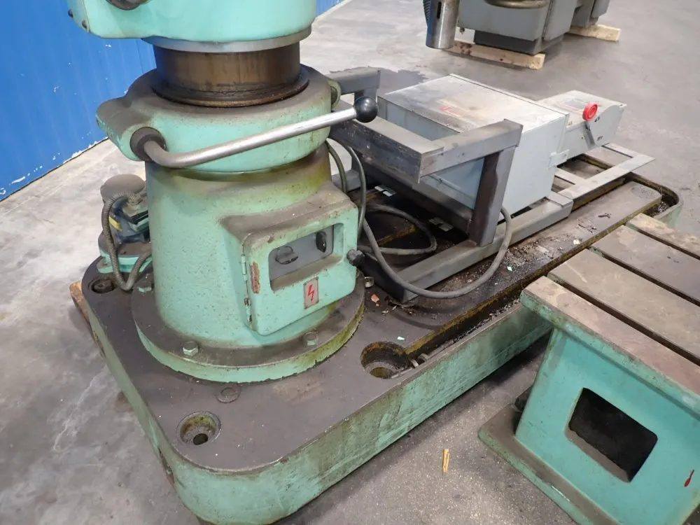 Summit 3' Radial Arm Drill