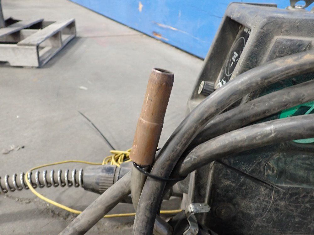 Miller Electric Mfg. Co. Votage Sensing Feeder - Super S-32p