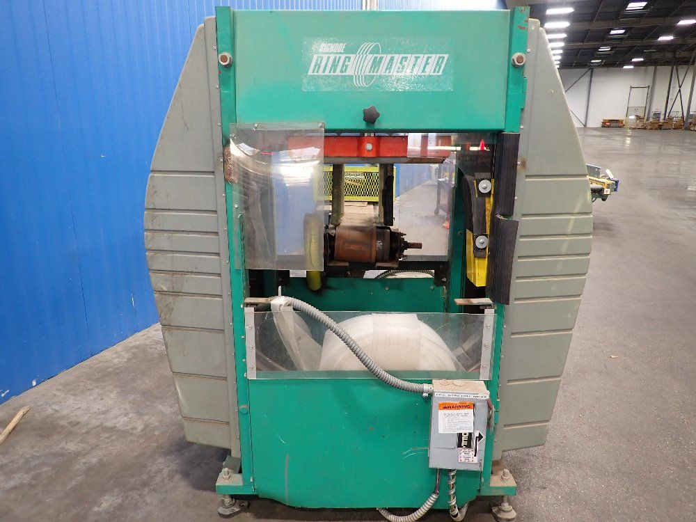 Signode 1/2 Hp Stretch Wrapping Machine - Ring Master