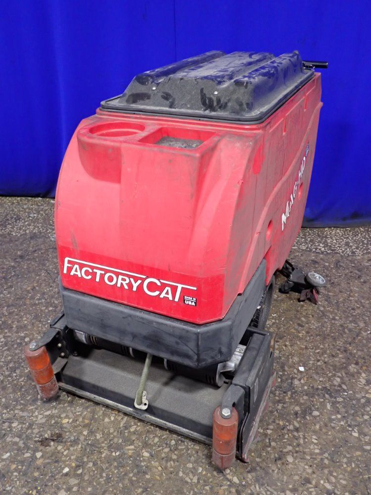 Factory Cat Approx. 45" Floor Scrubber - Mag-hd
