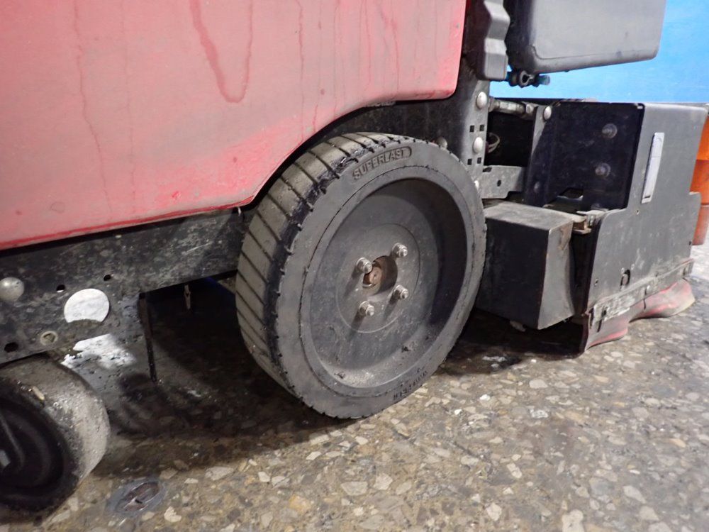 Factory Cat Approx. 45" Floor Scrubber - Mag-hd