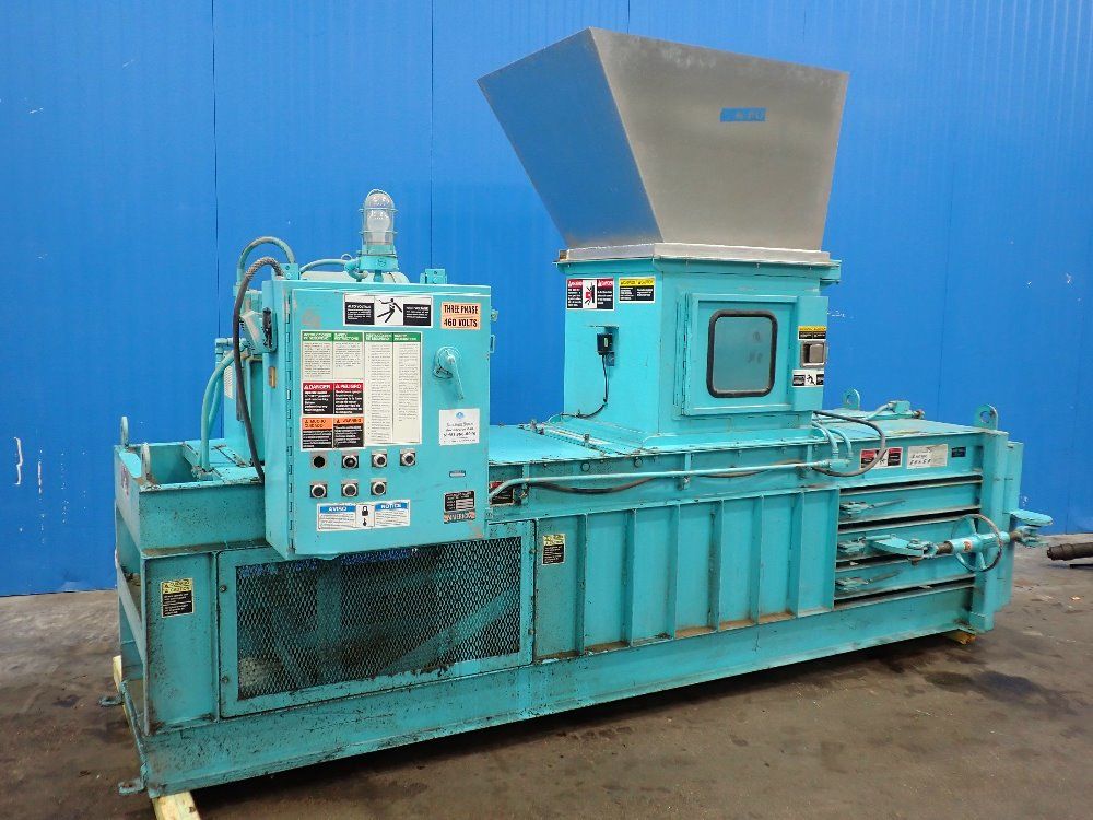 Selco Balers Horizontal Baler