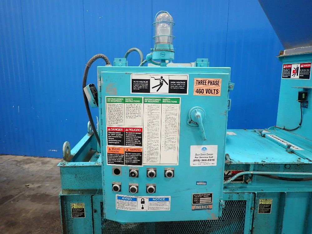 Selco Balers Horizontal Baler