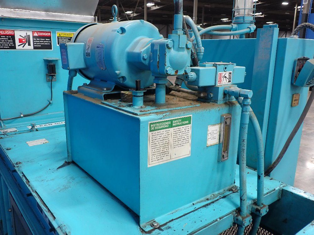 Selco Balers Horizontal Baler