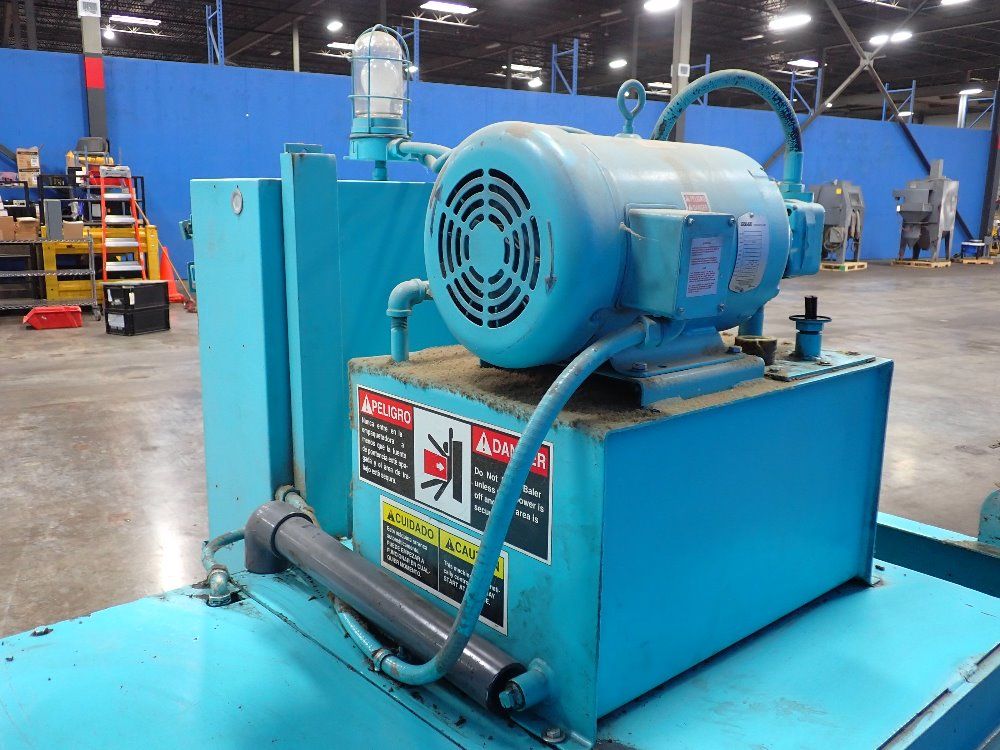 Selco Balers Horizontal Baler