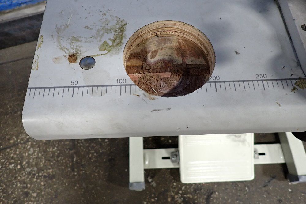 4" Throat Eyeletting Machine