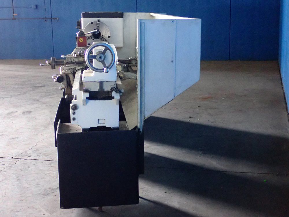 Leblond Makino 18"x82" Lathe - 19 Regal Servo Shift