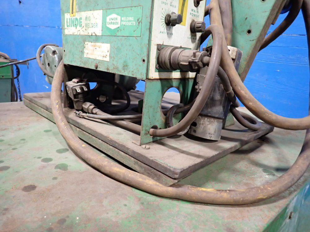 Linde 400 Amps Welder - Vi-400
