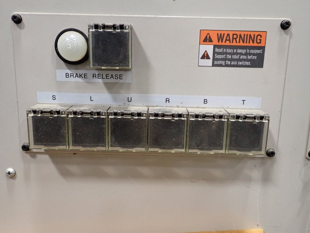 Yaskawa Motoman Robot With Control