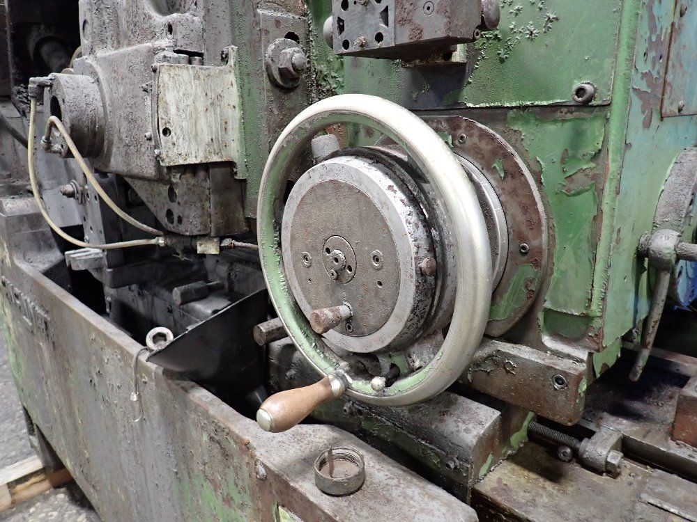 Cincinnati Centerless Grinder