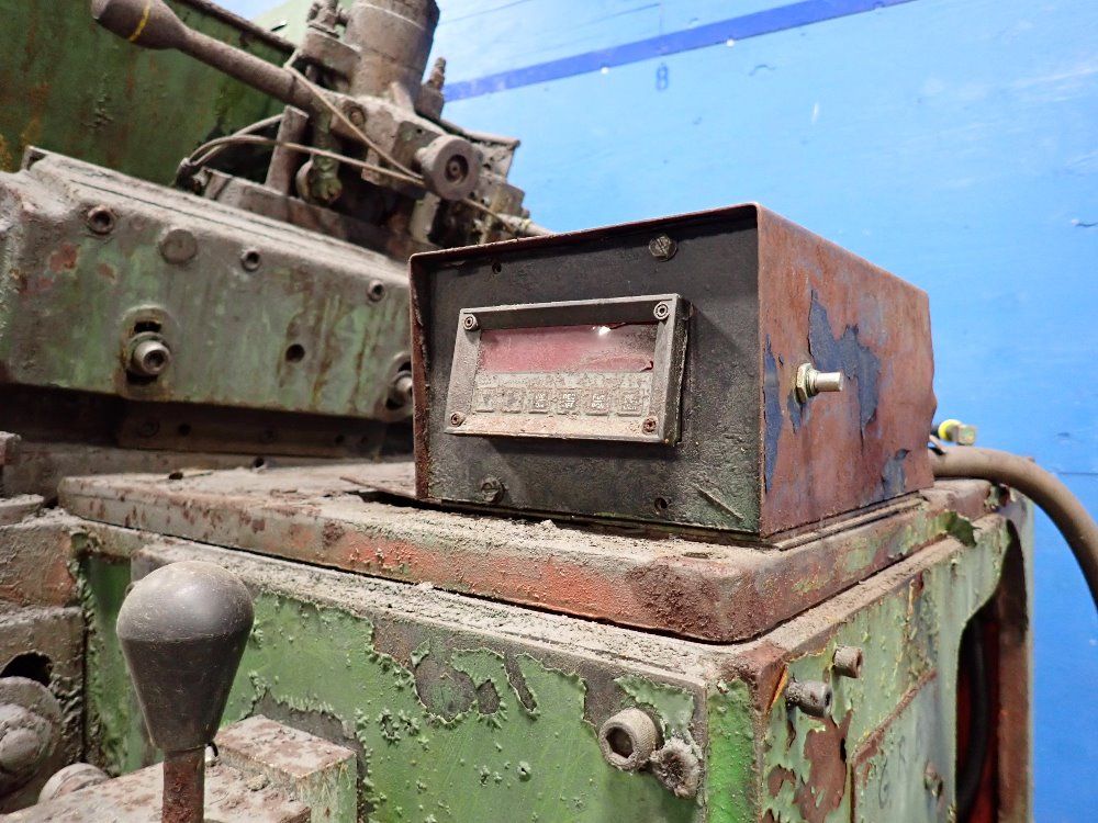 Cincinnati Centerless Grinder