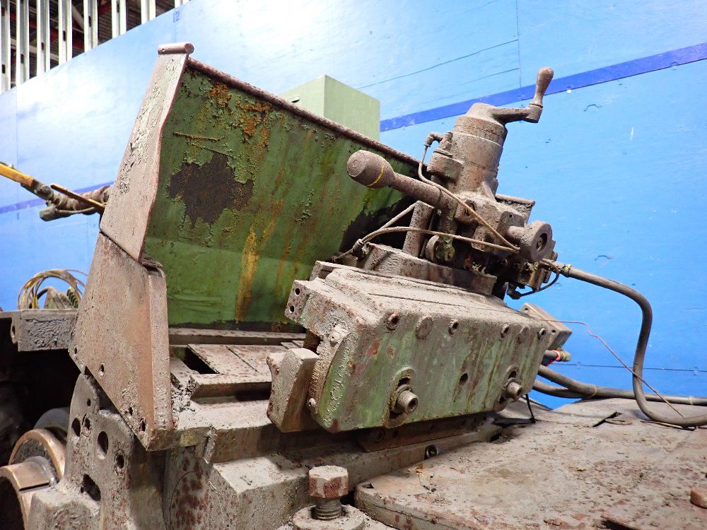 Cincinnati Centerless Grinder