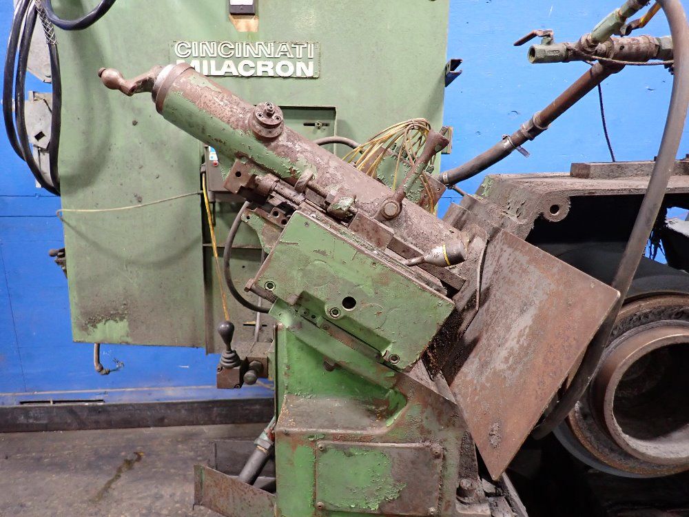 Cincinnati Centerless Grinder