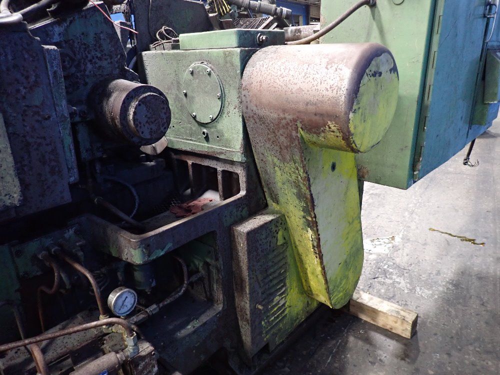 Cincinnati Centerless Grinder