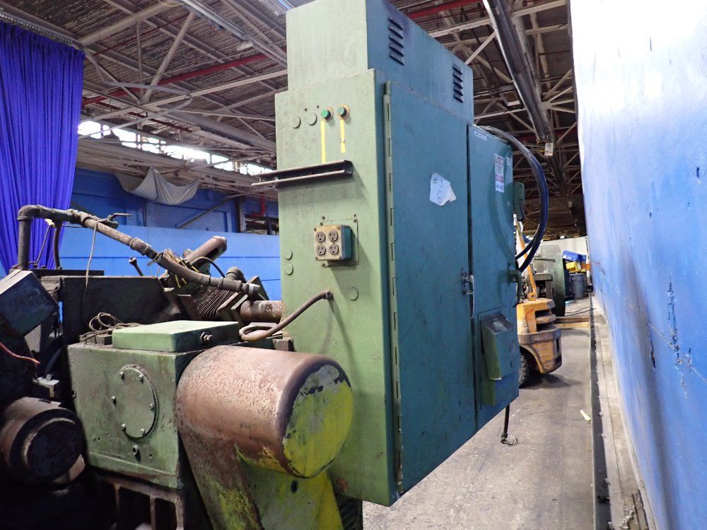 Cincinnati Centerless Grinder