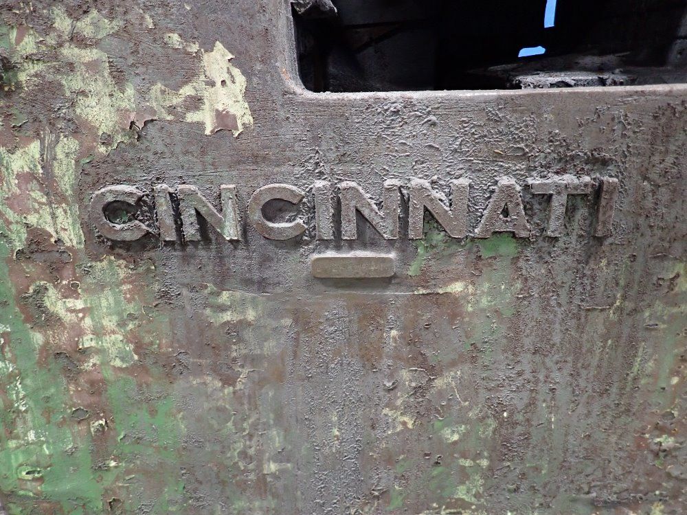 Cincinnati Centerless Grinder