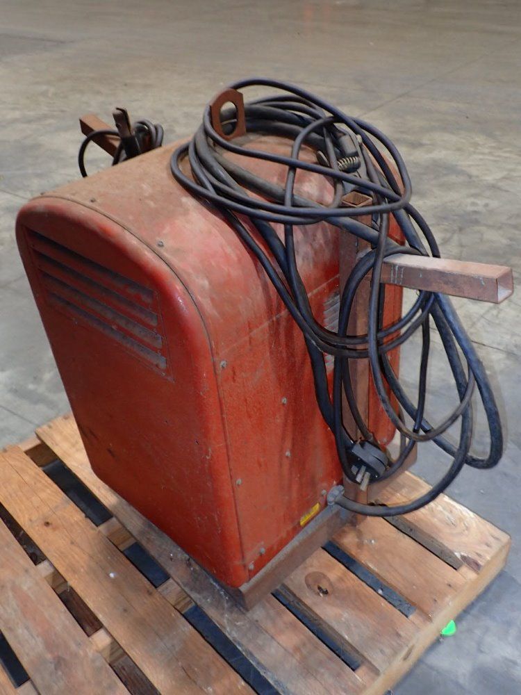 Lincoln Arc Welder - 250-250