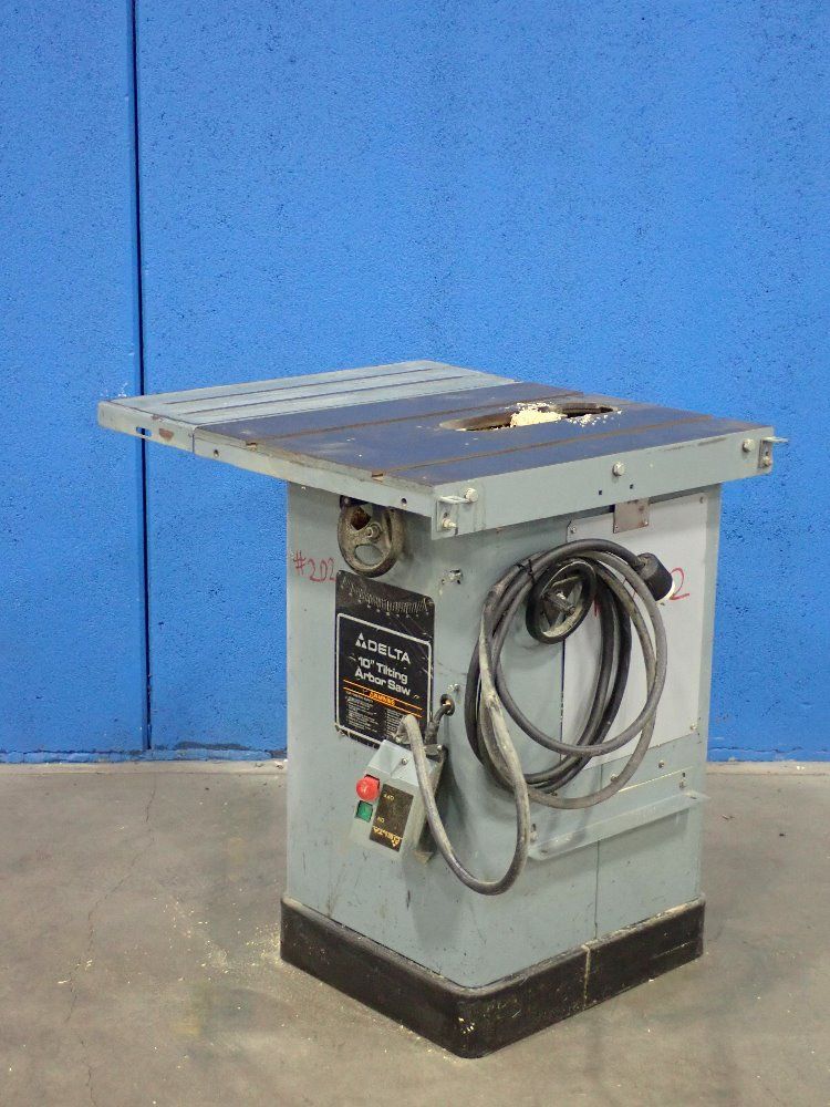Delta 10" Tilting Arbor Saw - 36-750