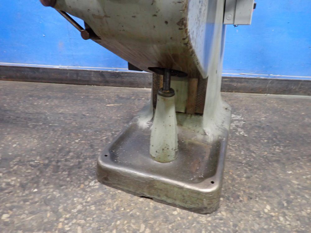 Bridgeport 36" X 9" Vertical Mill