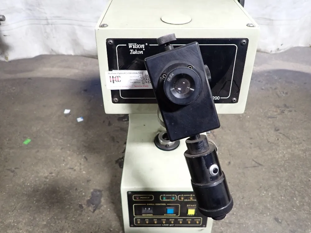 Wilson Tukon Micro Hardness Tester - Tu 220b