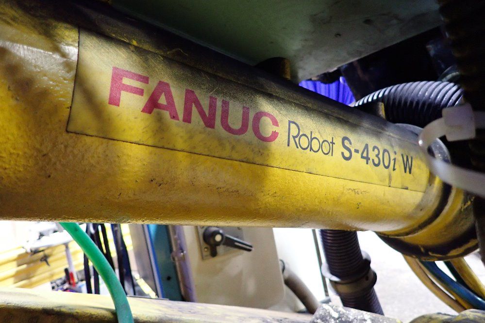 Fanuc Robot - S-430iw