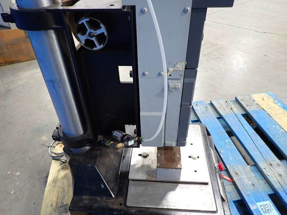 Branson Sonic Power Co. Ultrasonic Welder - 921 Ae