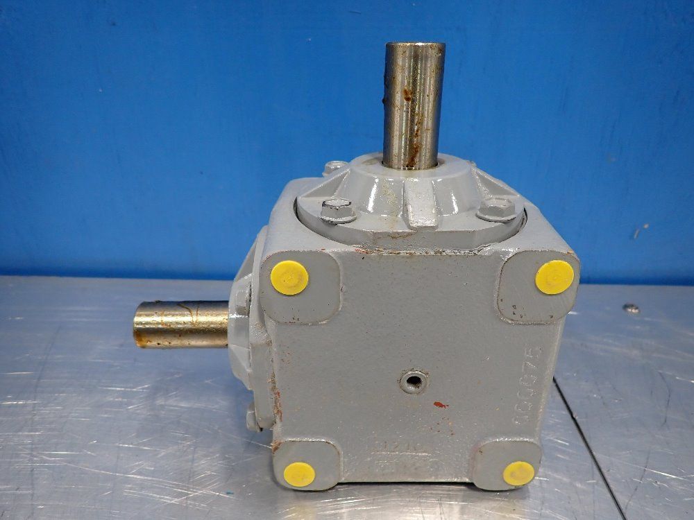 Boston Gear Ratio: 1.5:1 Speed Reducer - R1211