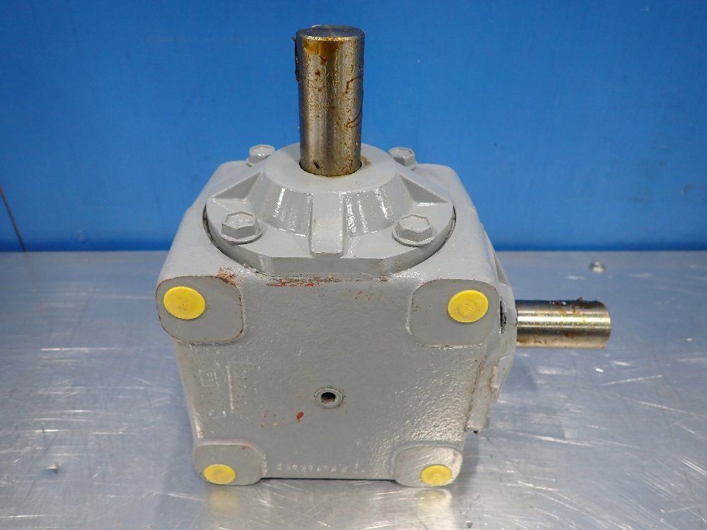 Boston Gear Ratio: 1.5:1 Speed Reducer - R1211