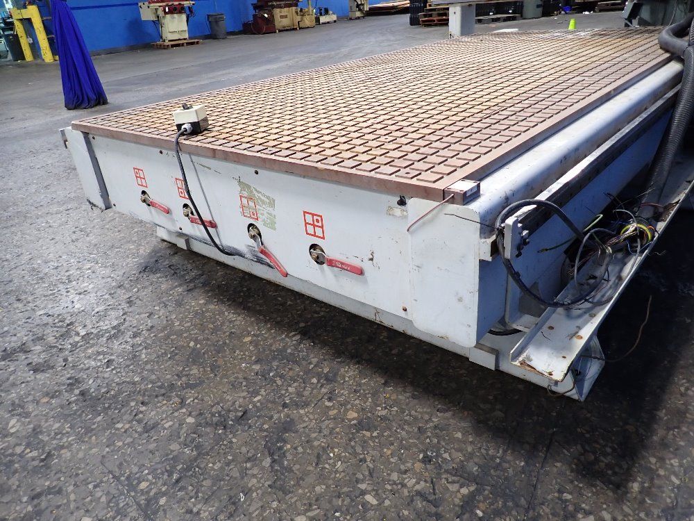 Multicam 122" X 60 1/2" Cnc Router - Mg