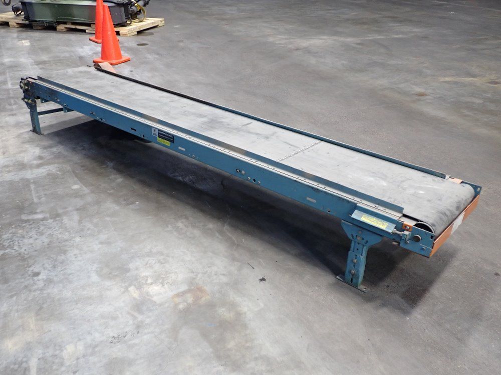 Ermanco 136" L X 20" W Belt Conveyor