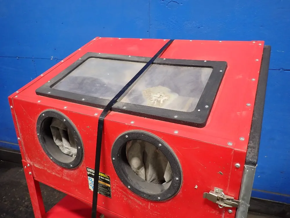 Central Pneumatic 34" X 22" X 20" Blast Cabinet - 68893