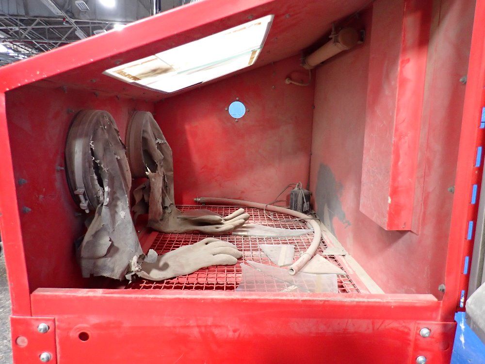 Central Pneumatic 34" X 22" X 20" Blast Cabinet - 68893