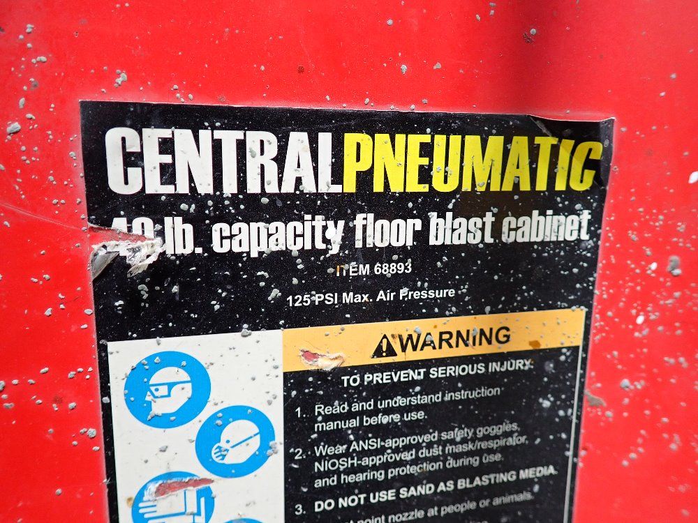 Central Pneumatic 34" X 22" X 20" Blast Cabinet - 68893
