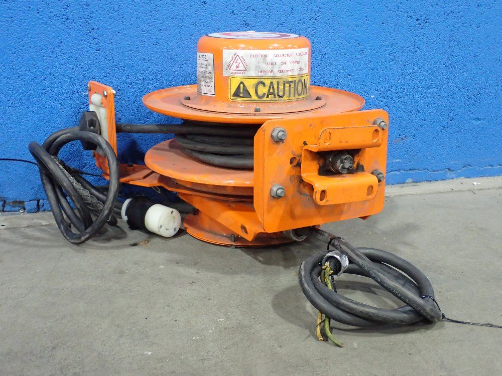Gleason Reel Corp. 20 Feet Of 4/cond Retractable Electric Hose Reel - C14-b04-b1103