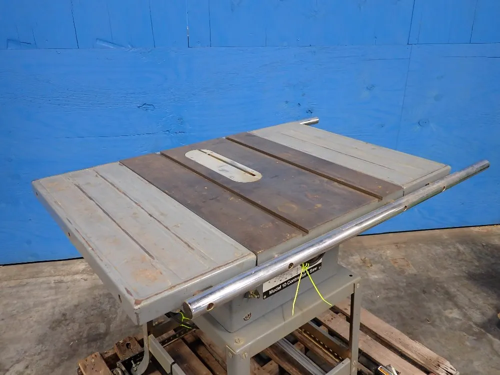 Rockwell 1.5 Hp Table Saw With Mobile Base - Model 10
