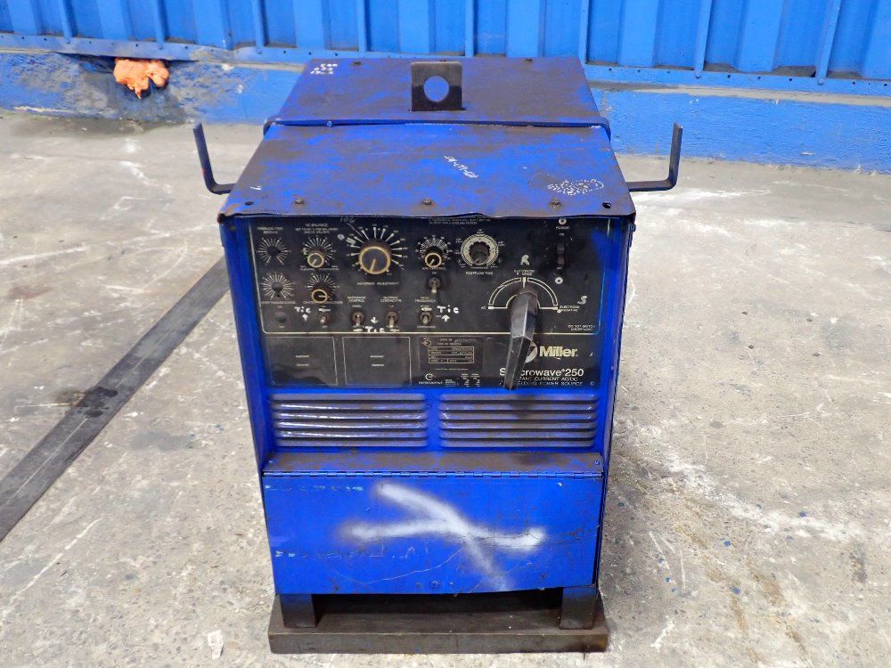 Miller 105.8/92/46a Welder - Syncrowave 250
