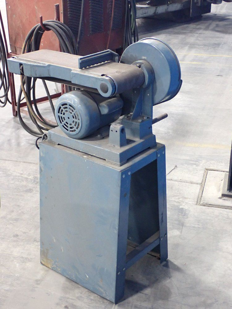 Enco 22"x6" Electric Belt Sander - 09514506