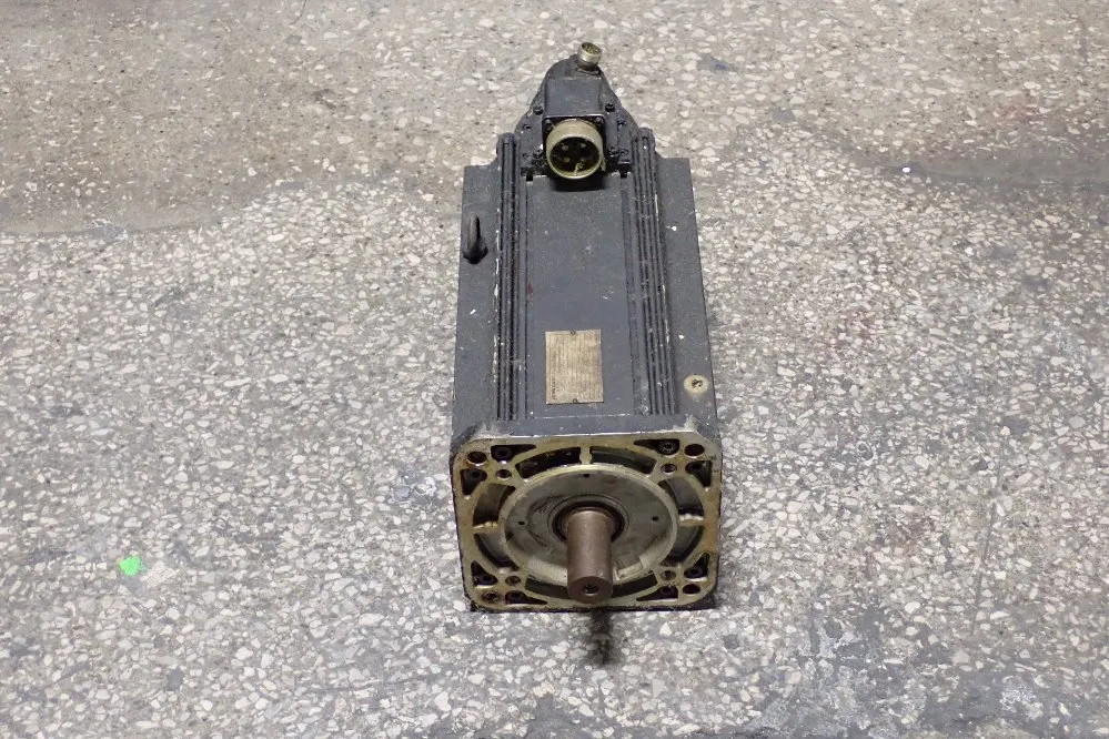 Indramat Permanent Magnet Motor - Mac 112c-0-ed-4-c/130-a-0-w1520lx7