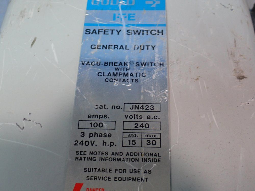 Gould 100 Amps/240 Vac Fusible Disconnect - J2423