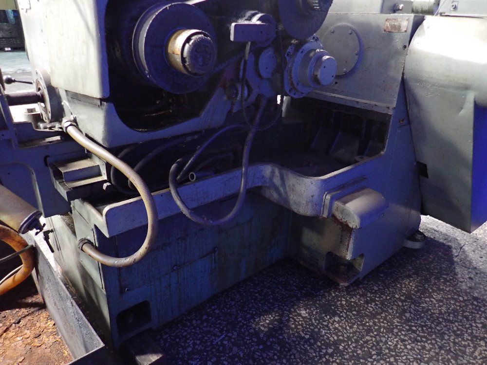 Cincinnati Centerless Grinder