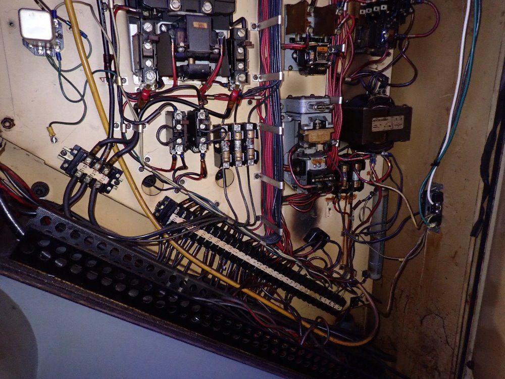 Cincinnati Centerless Grinder