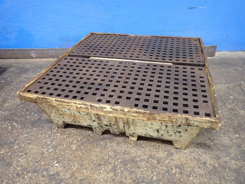 48" X 48" Spill Containment Unit