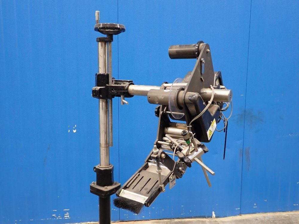 Little David Label Application System