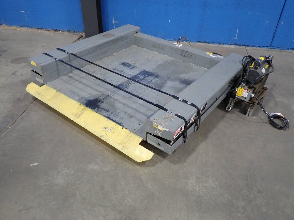 Southworth 2000# Lift Table - 2ls2-35