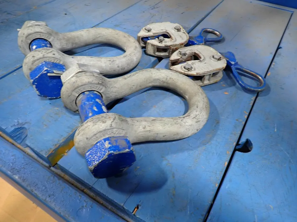 Campbell 1 Ton Rigging Shackles W/grippers - Gx-1