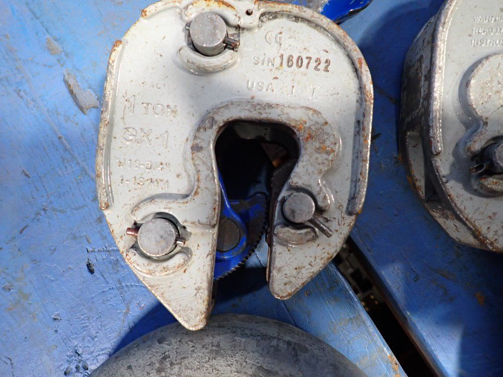 Campbell 1 Ton Rigging Shackles W/grippers - Gx-1