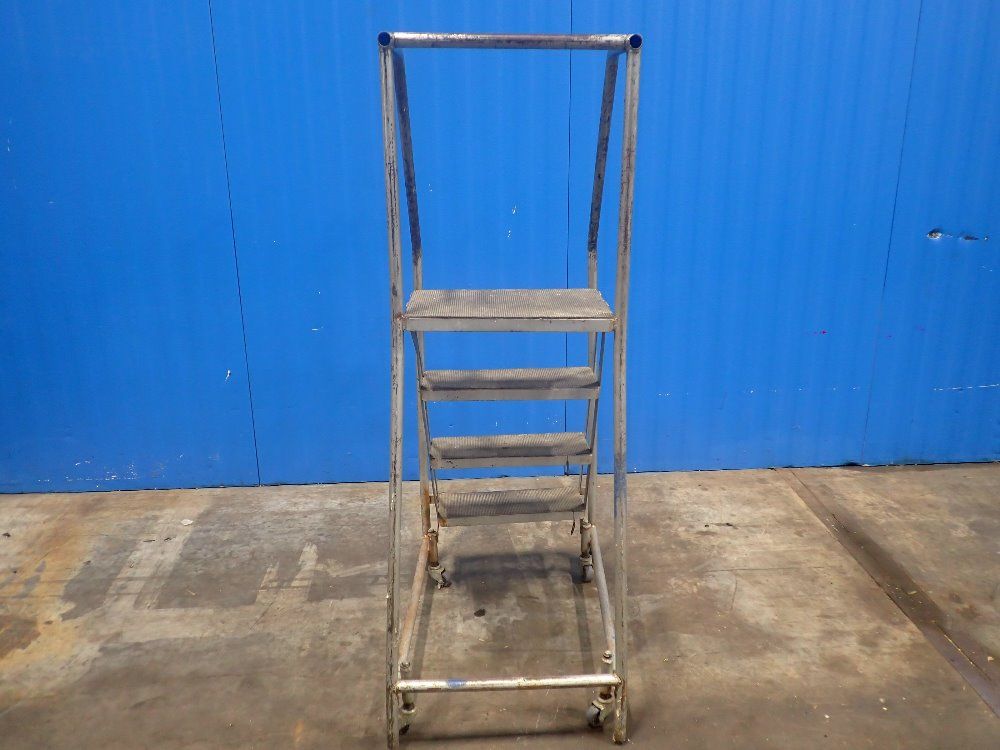 I.d. Cotterman 4 Step Rolling Ladder