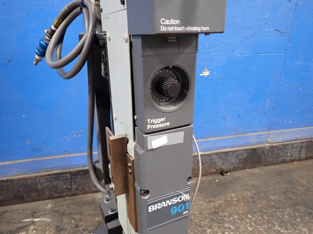 Branson Ultrasonic Welder - 900 Series