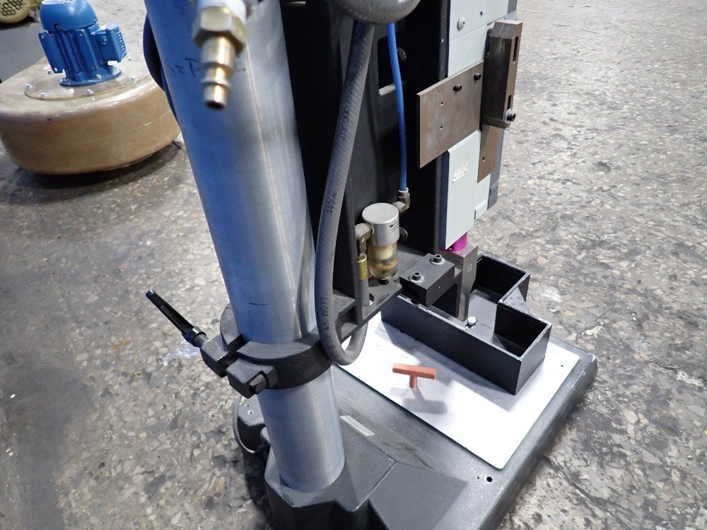 Branson Ultrasonic Welder - 900 Series